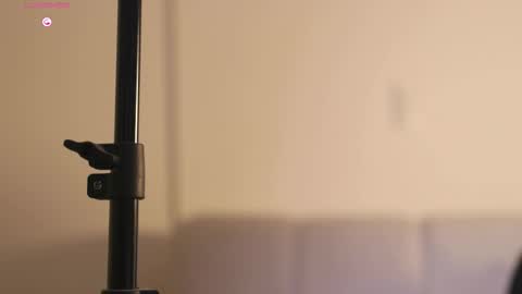 Snapshot of baby_rausch chatting on 12.01.25 baby_rausch online show from 12.01.25