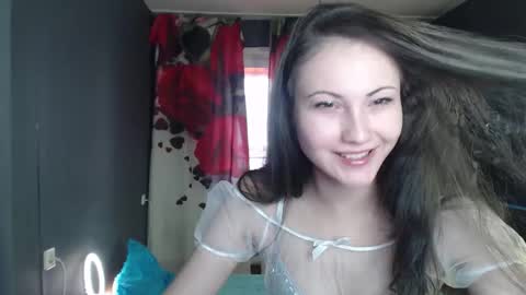 Ida and Kira online show from 11.29.25
