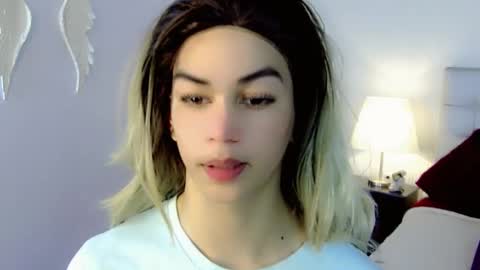 KENDALL online show from 10.01.25