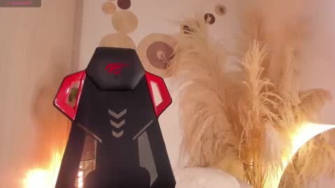 FOLLOW ME  online show from 01.06.26