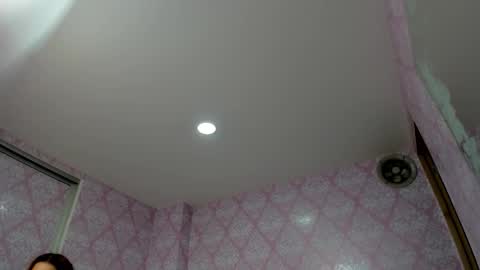 Snapshot of babyangel18_ chatting on 09.22.25 ANGEL online show from 09.22.25