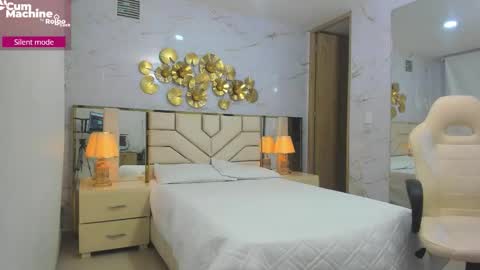 Snapshot of babyangel18_ chatting on 10.02.25 ANGEL online show from 10.02.25