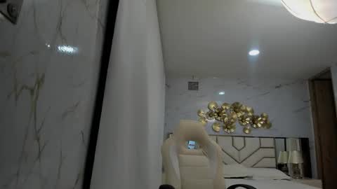 Snapshot of babyangel18_ chatting on 10.26.25 ANGEL online show from 10.26.25