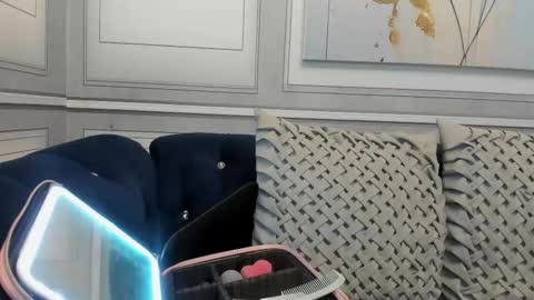 Snapshot of babyangel18_ chatting on 01.19.26 ANGEL online show from 01.19.26