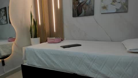 Snapshot of babyangel18_ chatting on 02.11.26 ANGEL online show from 02.11.26