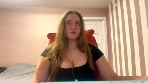 Snapshot of babyblissxx chatting on 01.13.26 Katerina online show from 01.13.26