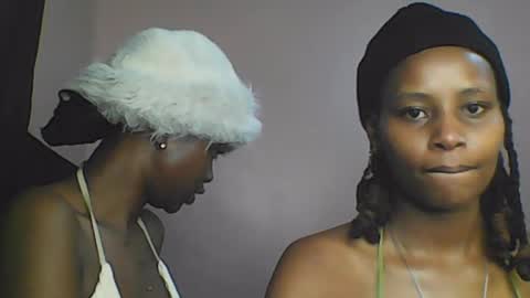 Snapshot of babybrown20 chatting on 07.06.26 babybrown online show from 07.06.26