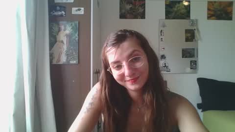 Snapshot of babydemon6 chatting on 01.27.25 babydemon6 online show from 01.27.25