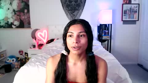 Snapshot of babyempathy chatting on 03.30.26 akira online show from 03.30.26