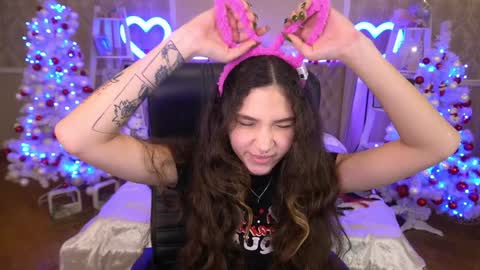 Sasha online show from 12.25.24