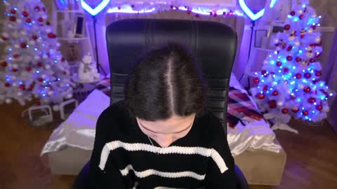 Sasha online show from 12.27.24