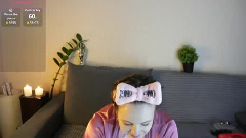 Babyhotgirlq online show from 04.10.26