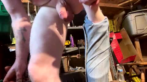 Snapshot of babyleggreg6 chatting on 09.29.25 babyleggreg6 online show from 09.29.25