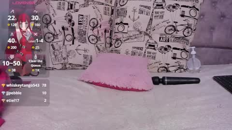 Snapshot of babylissie chatting on 01.10.25 babylissie online show from 01.10.25