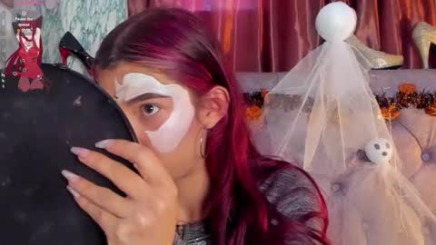 Snapshot of babylissie chatting on 10.20.25 babylissie online show from 10.20.25