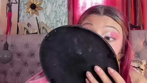 Snapshot of babylissie chatting on 12.05.25 babylissie online show from 12.05.25