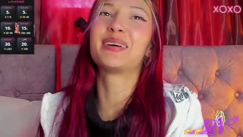 Snapshot of babylissie chatting on 12.16.25 babylissie online show from 12.16.25