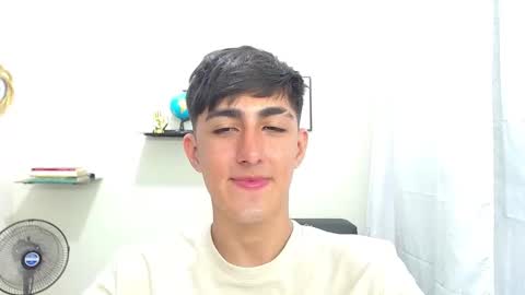 Snapshot of babymaik chatting on 02.21.25 babymaik online show from 02.21.25