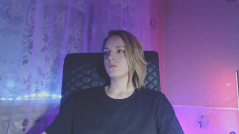 Snapshot of babymuro4ka chatting on 02.04.25 Sonya online show from 02.04.25