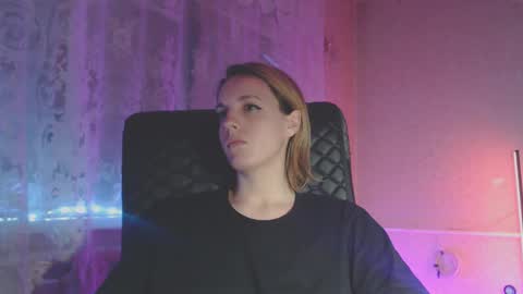 Snapshot of babymuro4ka chatting on 02.06.25 Sonya online show from 02.06.25