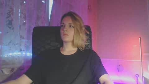 Snapshot of babymuro4ka chatting on 02.07.25 Sonya online show from 02.07.25