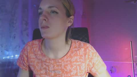 Snapshot of babymuro4ka chatting on 02.09.25 Sonya online show from 02.09.25