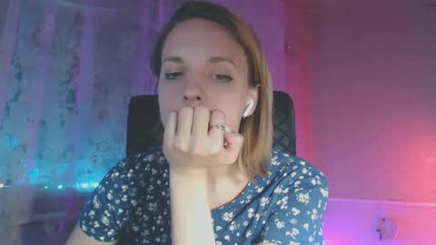 Snapshot of babymuro4ka chatting on 02.22.25 Sonya online show from 02.22.25