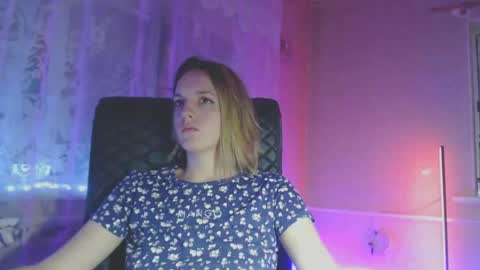 Snapshot of babymuro4ka chatting on 03.04.25 Sonya online show from 03.04.25