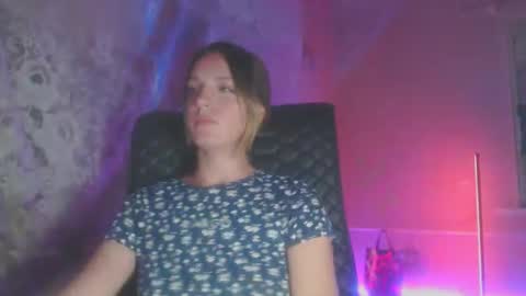 Snapshot of babymuro4ka chatting on 09.24.25 Sonya online show from 09.24.25