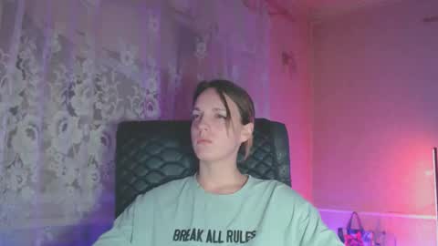 Snapshot of babymuro4ka chatting on 11.06.25 Sonya online show from 11.06.25