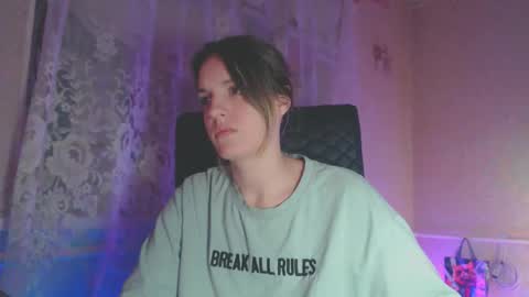 Snapshot of babymuro4ka chatting on 11.28.25 Sonya online show from 11.28.25