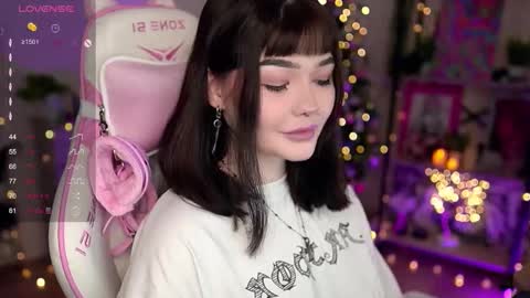 Nika online show from 12.22.24