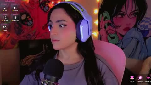 babysofix_ online show from 11.20.25