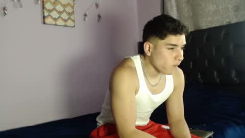 Hey Im Zayn good to see u here online show from 10.04.25