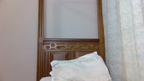 Snapshot of babytylerr chatting on 10.24.25 babytylerr online show from 10.24.25