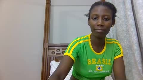 Snapshot of babytylerr chatting on 10.31.25 babytylerr online show from 10.31.25