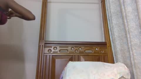 Snapshot of babytylerr chatting on 11.16.25 babytylerr online show from 11.16.25