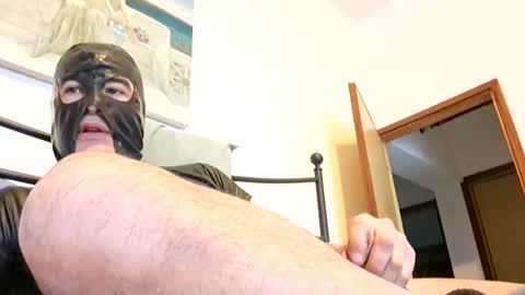 Snapshot of bach77 chatting on 02.04.26 bach online show from 02.04.26