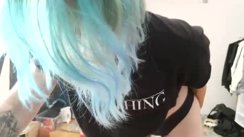 Snapshot of backuphoney chatting on 06.13.26 Honey online show from 06.13.26
