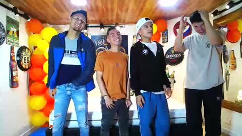 Snapshot of backyardigans chatting on 02.10.25 backyardigans online show from 02.10.25