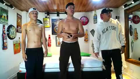 Snapshot of backyardigans chatting on 03.10.25 backyardigans online show from 03.10.25