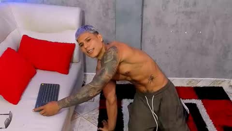 Snapshot of bad_boytoh chatting on 12.19.25 bad_boytoh online show from 12.19.25