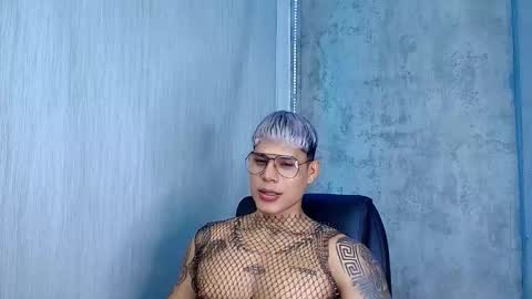 Snapshot of bad_boytoh chatting on 02.11.26 bad_boytoh online show from 02.11.26