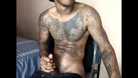 Snapshot of bad_dawgg chatting on 05.26.26 rastafaria online show from 05.26.26