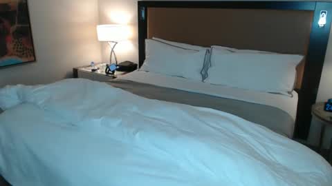 HotWifeFun32 online show from 02.21.26