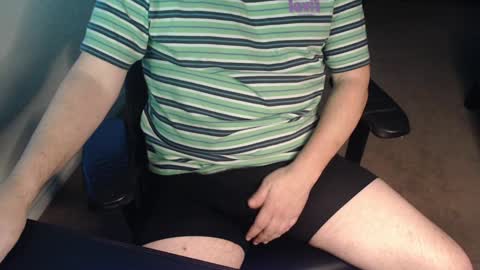 Snapshot of baddaddy77 chatting on 01.27.25 baddaddy77 online show from 01.27.25