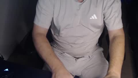 Snapshot of baddaddy77 chatting on 10.07.25 baddaddy77 online show from 10.07.25