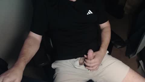 Snapshot of baddaddy77 chatting on 11.11.25 baddaddy77 online show from 11.11.25