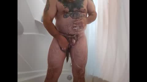 Snapshot of baddevil_dog chatting on 10.29.25 baddevil_dog online show from 10.29.25