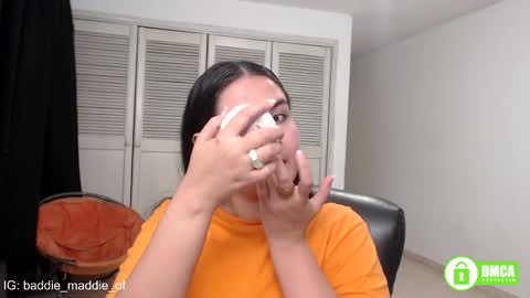 Snapshot of baddie_maddie_ chatting on 10.31.25 want custom text me through my snap 3  online show from 10.31.25